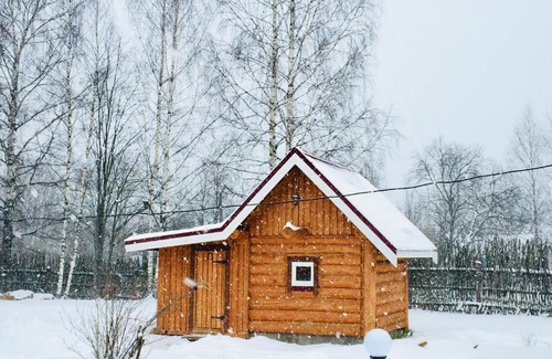 Bugrovo House | Cozy Cottage in Kirillovo: Pet-Friendly with Kitchen Amenities