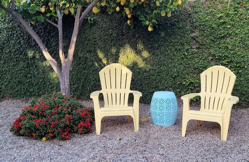 Sherman Oaks Cottage | Prime Sherman Oaks Cottage with Breakfast & Kitchen Amenities