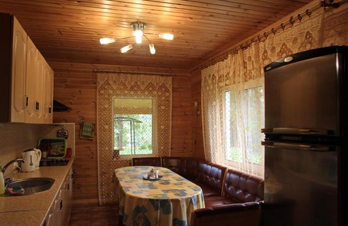 Bugrovo House | Dreamy Cottage in Sharobyki with Private Beach & Hot Tub