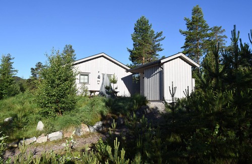 Nissedal House | Exclusive Cottage in Telemark with Spa and Ocean Views
