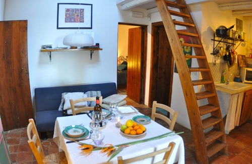 Citta del Mare House | Tranquil Cottage with Ocean View and Pool Retreat