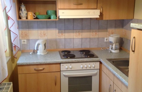 Annenwalde House | Forest Retreat: Pet-Friendly Cottage Near Lake & Reiterhof