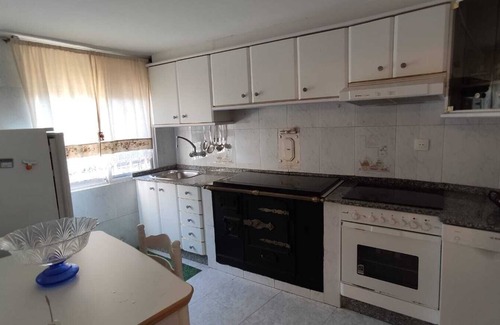 Carballeda de Valdeorras House | Unforgettable Stays at Telephone House: 10/10 Guest Rated