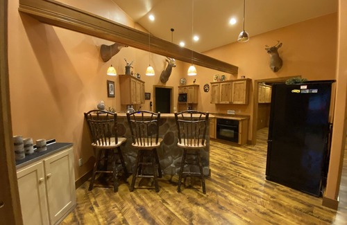 Hatfield House | Cozy Cottage in the Woods with Adventure Trails Await