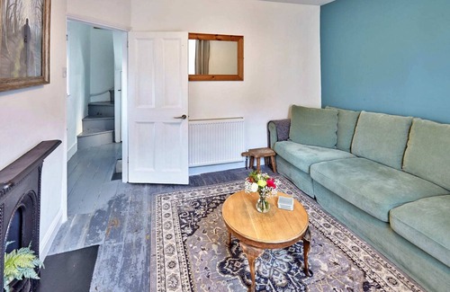 Whitby Cottage | Cottage in Whitby near Scenic Seafront