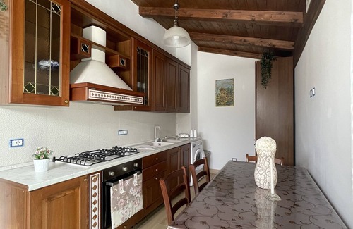 Agropoli Apartment | Cozy Cottage: Family-Friendly Retreat Awaits You