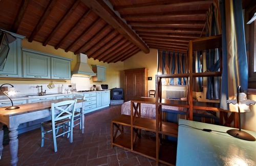 Terranuova Bracciolini Cottage | Discover Belvilla by OYO Giardino Studio: 10/10 Rated Getaway