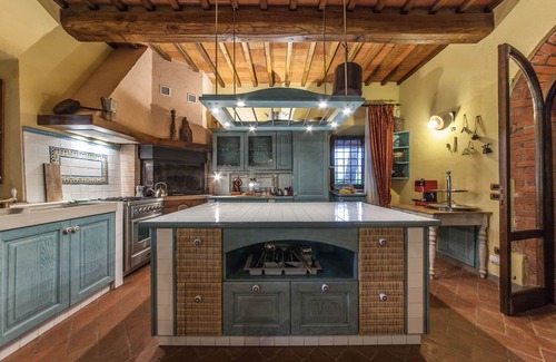 Terranuova Bracciolini Cottage | Relax at Belvilla by OYO Giardino with Pool & Spa Amenities