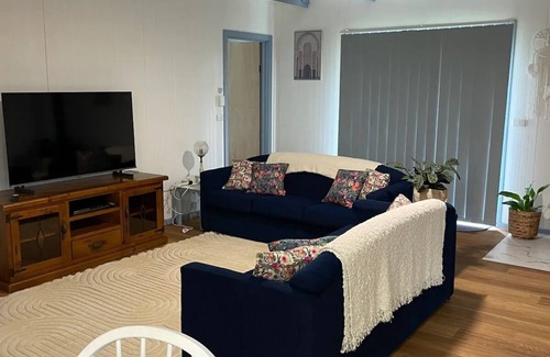 Toorloo Arm Cottage | Cottage just minutes from Lakes entrance