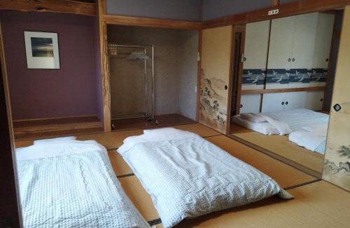 Biei House | Cozy Cottage CLOVER with Breakfast & Relaxing Hot Tub