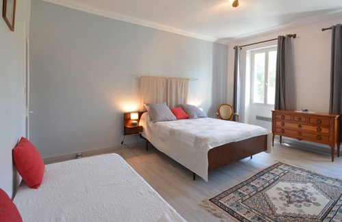 Avignon Cottage | Cottage La Portail 5 people Ile de la Barthelasse in Avignon