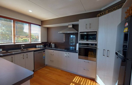 Taupo House | Lake View Retreat - Central Location with Family Friendly Perks