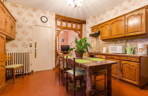 Laubressel Cottage | Idyllic Cottage Le Balcon du Parc with Lake View & Kitchen