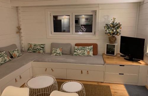 Saint-Regnobert-de-la-Cote-de-Nacre House | Inviting Cottage Le Cerf-volant with Oceanfront Views