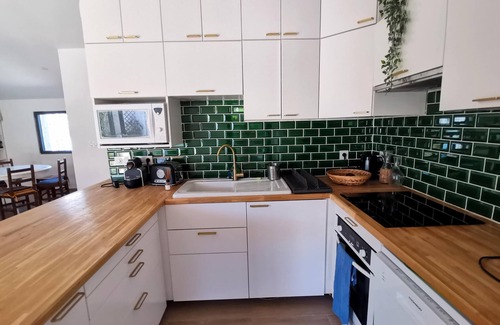 Palavas-les-Flots House | Elegant Cottage Les Mouettes with Pool, Steps from Beach
