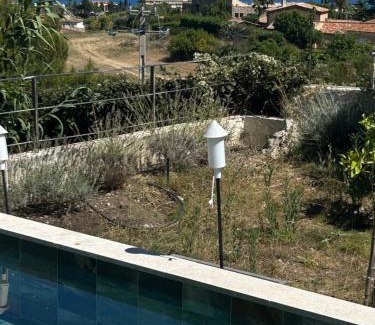 Saint Antoine Apartment | Oceanfront COTTAGE MARIN with Breathtaking Sea Views