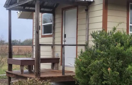 Weston Cabin | Embrace Nature at Cottage No. 2 with Fishing & Camping