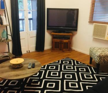 Winton House | Pet-Friendly Getaway at Cottage on Cork - Laffin Cottage