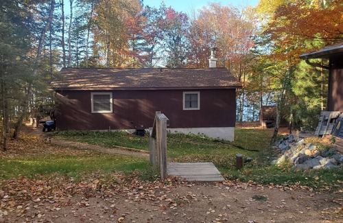 Harshaw House | Explore Cottage on Hancock Lake: Pet-Friendly Retreat