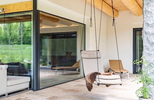 Annaberg House | Lakefront Cottage with Sauna, Hot Tub & 10/10 Guest Rating