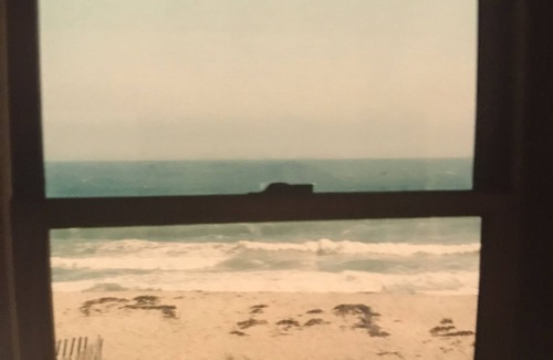 Smith Point House | Beachfront Cottage at Smith Pt. with Ocean Views & More