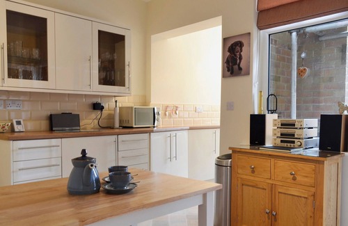 Acomb Cottage | Cozy 2 Bedroom Retreat in Acomb, Close to York