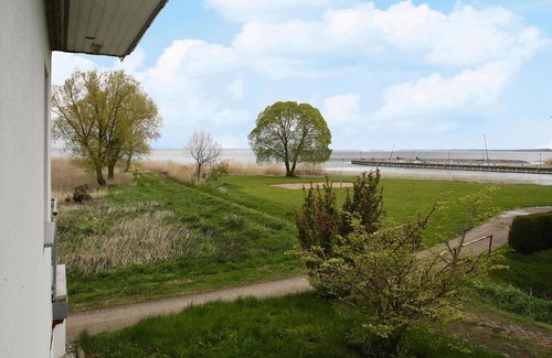 Kummerow House | Cozy Cottage on Kummerower See with Family-Friendly Amenities