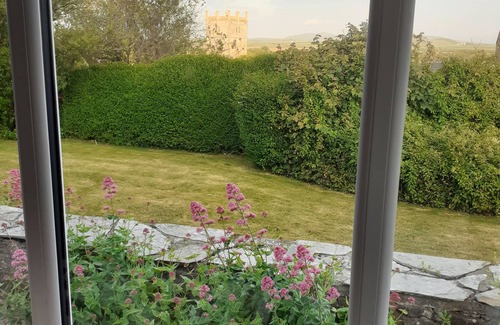 St Davids House | Idyllic Cottage with Ocean Views near St Davids Cathedral