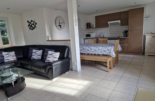 Soubise House | Family-Friendly Cottage Oxalyd with Oceanfront Views