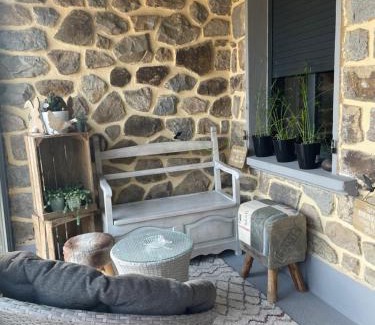 Sainte-Fereole House | Welcoming Cottage Philmaries with Pool & Child-Friendly Fun