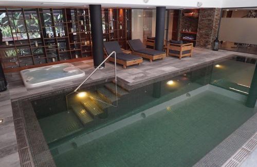 Buceo Hotel | Relaxing Retreat at Cottage Puerto Buceo with Pool & Hot Tub