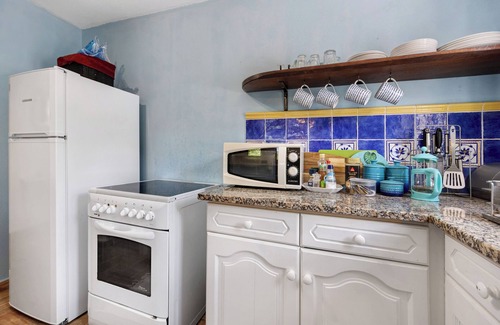 Farta Vacas Cottage | Relax at Quinta das Achadas - Jasmine: Pool, Wi-Fi & Garden