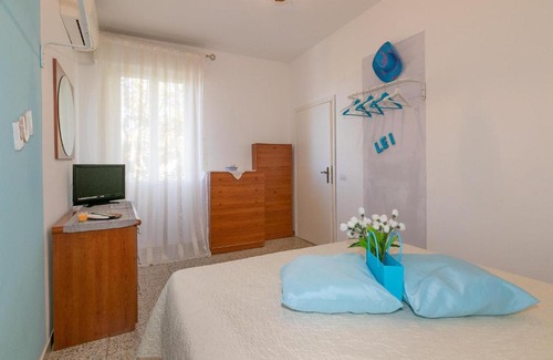 Campiglia Marittima Apartment | Relax at Cottage Relax e Mare with Family and Pets