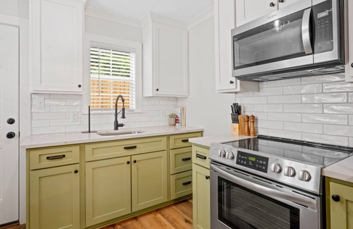 Laurel House | Discover Cottage Row: Pinehurst - Family-Friendly Retreat