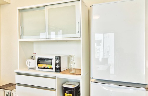 Yonamine Cottage | Seawind Cottage NAKIJIN: Oceanfront Escape with Breakfast