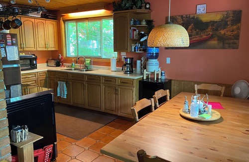 Tudor and Cashel Cottage | Experience Lake Views at Serenity Now Cottage