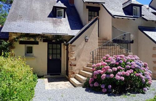 Missillac House | Experience Comfort at Domaine de la Bretesche Cottage