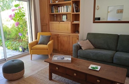 Missillac House | Experience Comfort at Domaine de la Bretesche Cottage