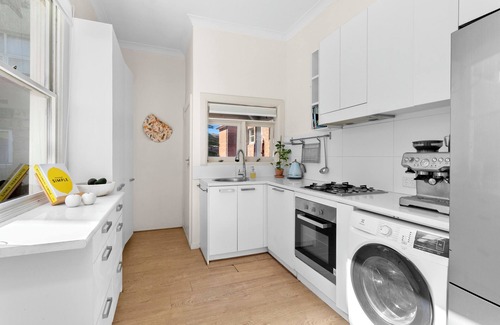 Manly Apartment | Cozy Cottage-Style Retreat Steps from Manly Beach