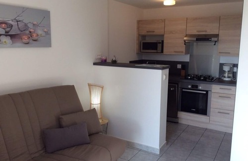 Eccica-Suarella Villa | Seaside Cottage T2 with Pool and 10/10 Guest Rating