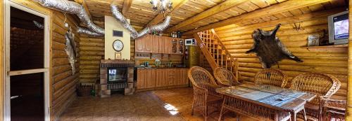 Transcarpathia Resort | Pet-Friendly Retreat at Cottage Teremok with Ocean Views