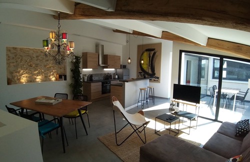 Maraussan House | Cozy Cottage "The Corkscrew" with Spa and Pet-Friendly Stays