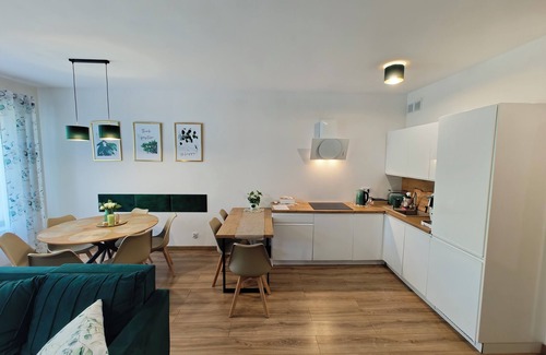 Chrzanow Cottage | Charming Two-Story House by Birch Trees near ENERGYLANDIA