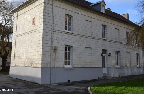 Gezaincourt Other | Spacious Cottage for 14 at Château de Gézaincourt