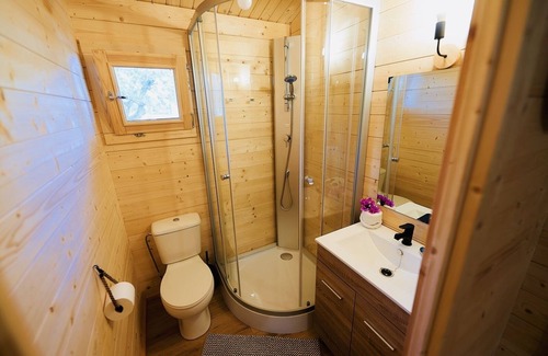 Ronda Cottage | Cozy Cottage with Mountain View, Wi-Fi & Private Pool