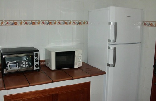 Ecija Cottage | Inviting Cottage Villa Rosa with Pool and Spa Amenities