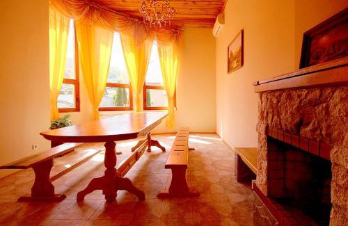 Transcarpathia Hotel | Pet-Friendly Cottage Wellwood with Spa & Family Amenities