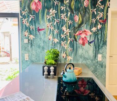 Region Hannover District House | Idyllic Cottage Wilkenburg with Ocean View & Breakfast Included