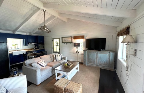 Crane Hill Cottage | Idyllic Smith Lake Cottage: Breathtaking Water Views & Dock