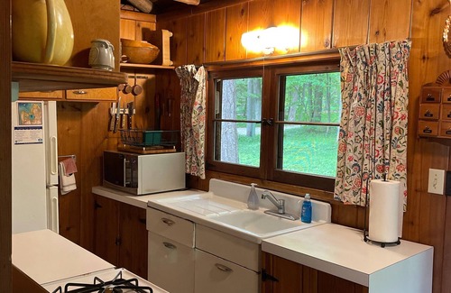 Maple City Cottage | Pet-Friendly Cottage with Ocean View on Big Glen